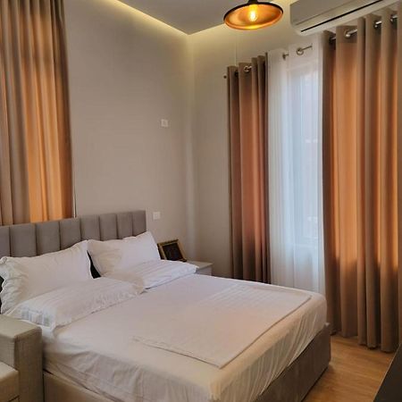 Berhami Studio Apartment Tirana Exterior photo