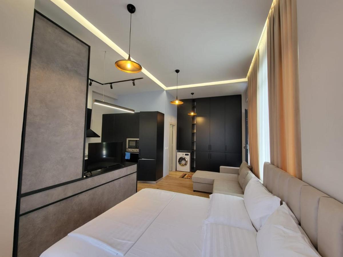 Berhami Studio Apartment Tirana Exterior photo